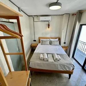  Hotel Elegance House